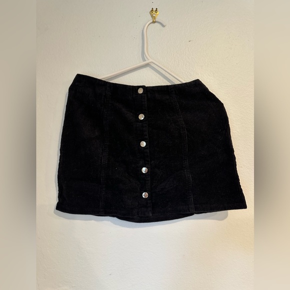 Forever 21 - Picture 1 of 7